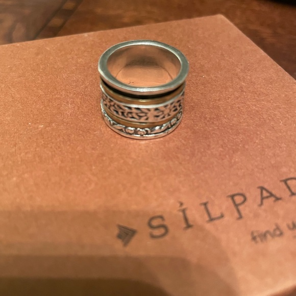 Silpada Sterling Silver and Brass Spinner Ring R2293. Box available - Picture 2 of 3